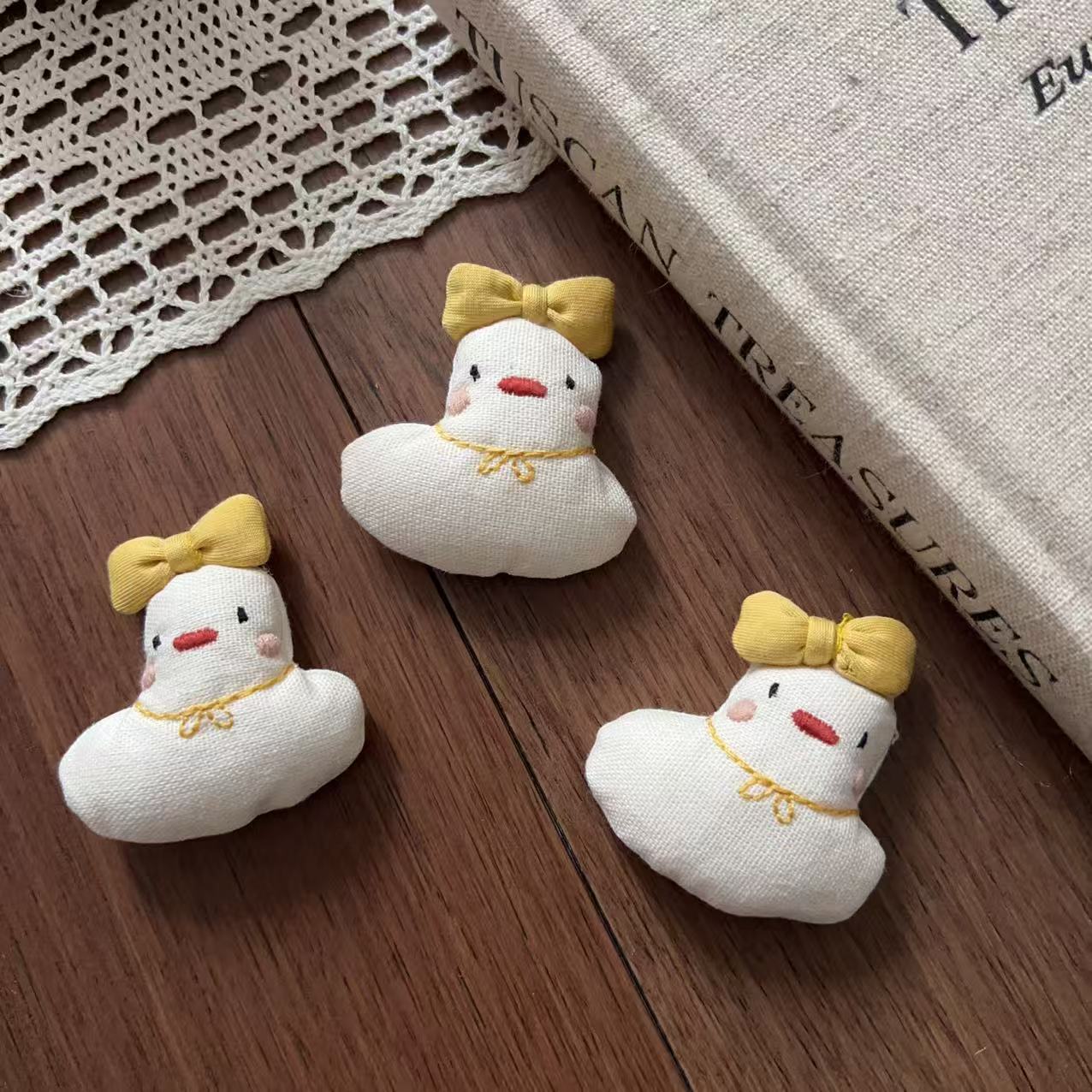 Cute Stuffed Fabric Little Yel - Summer Duck Clothing recensie en prijs