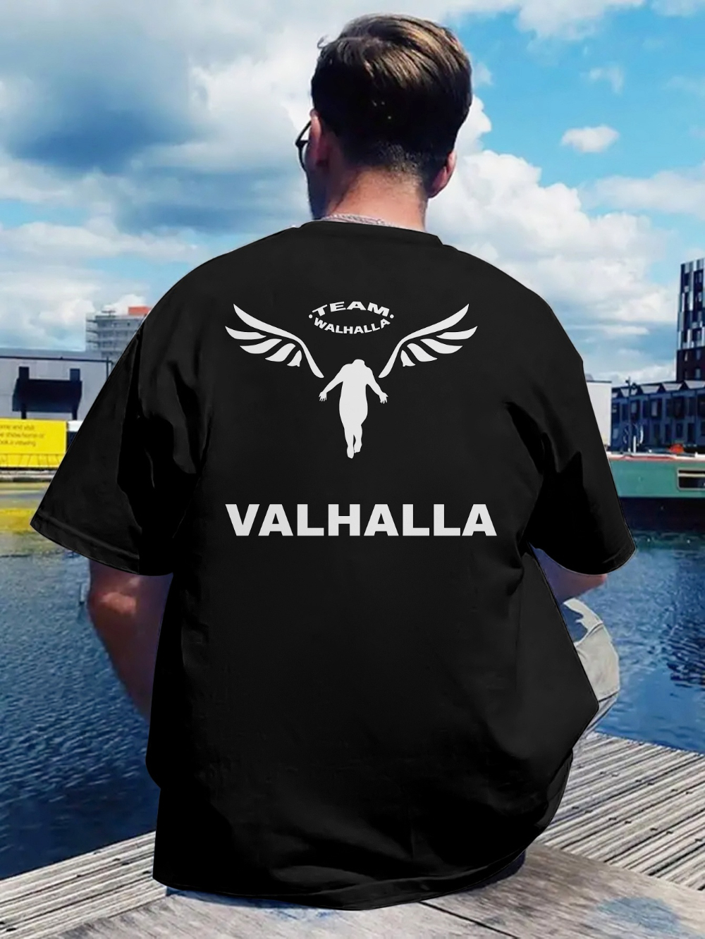 A Printed T-shirt with A Retro - Summer Clothing Must Haves recensie en prijs