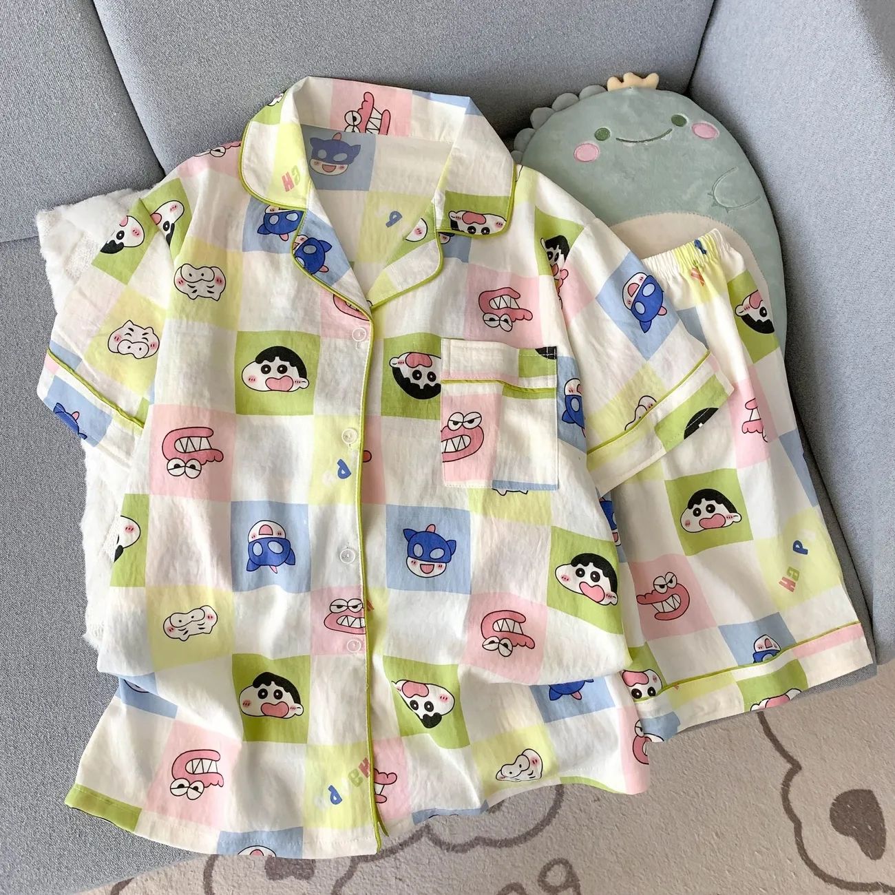 Kawaii Crayon Shin-Chan Pajama - Summer Away Clothing recensie en prijs
