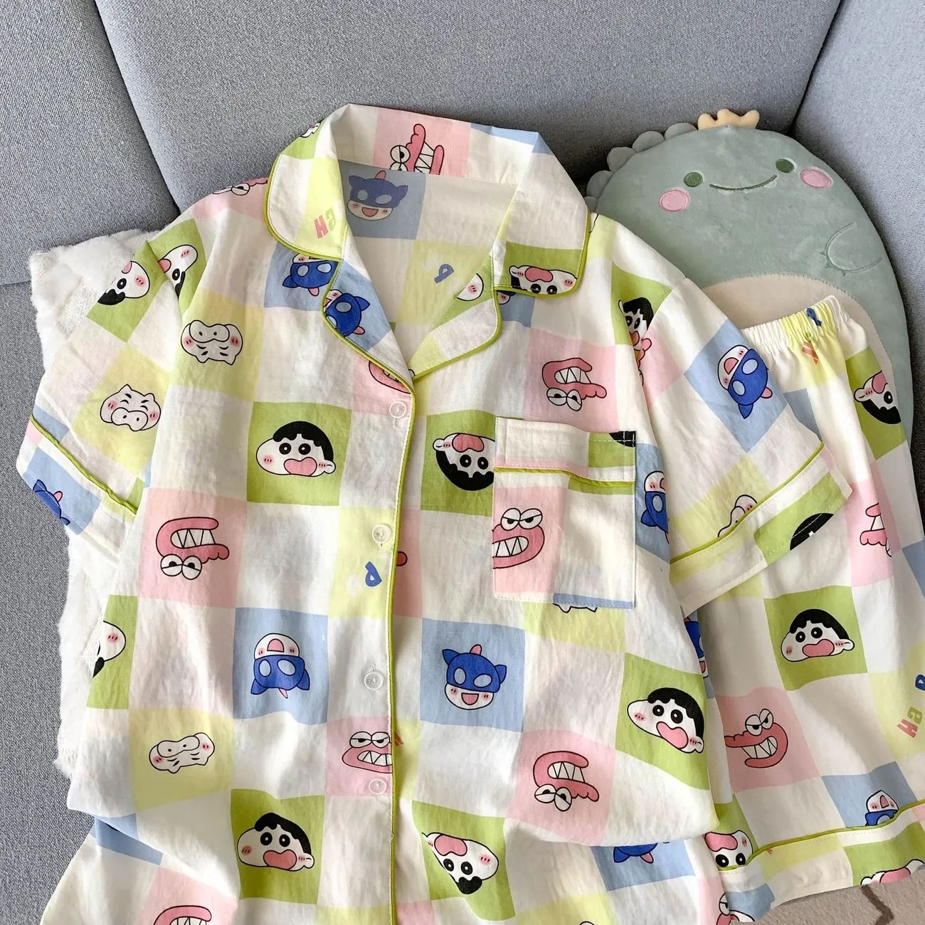 Kawaii Crayon Shin-Chan Pajama - Summer Away Clothing recensie en prijs