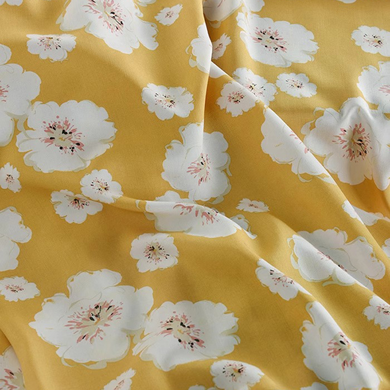 White Floral Printed on Lovely - Soft Summer Yellow Clothing recensie en prijs